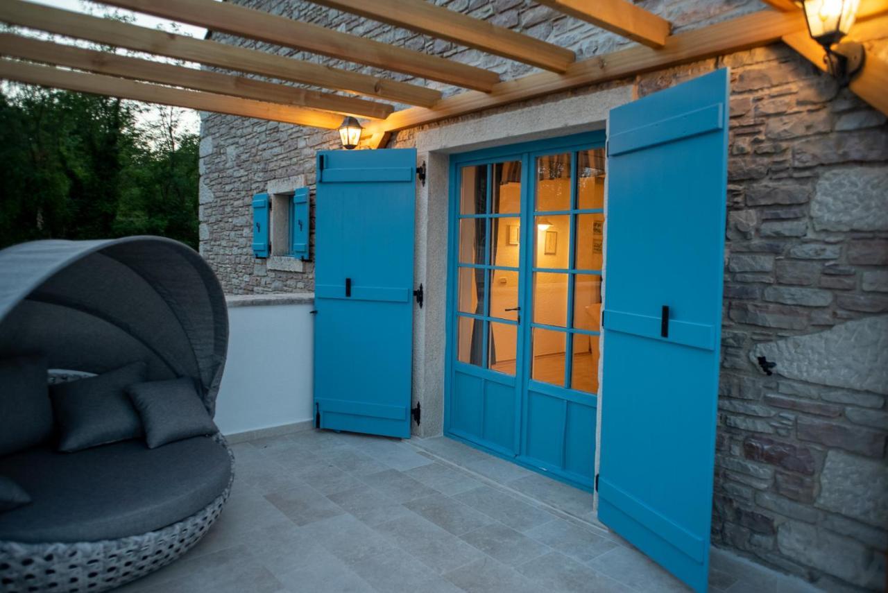 Julijud, Heated Pool, Jacuzzi, Dome And Sauna Vila *
