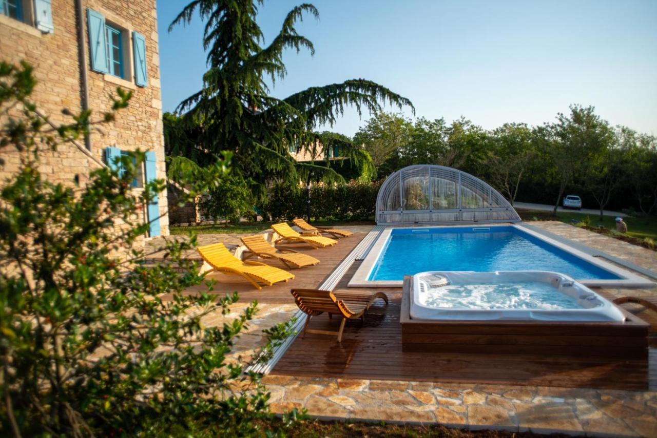 Julijud, Heated Pool, Jacuzzi, Dome And Sauna Villa *