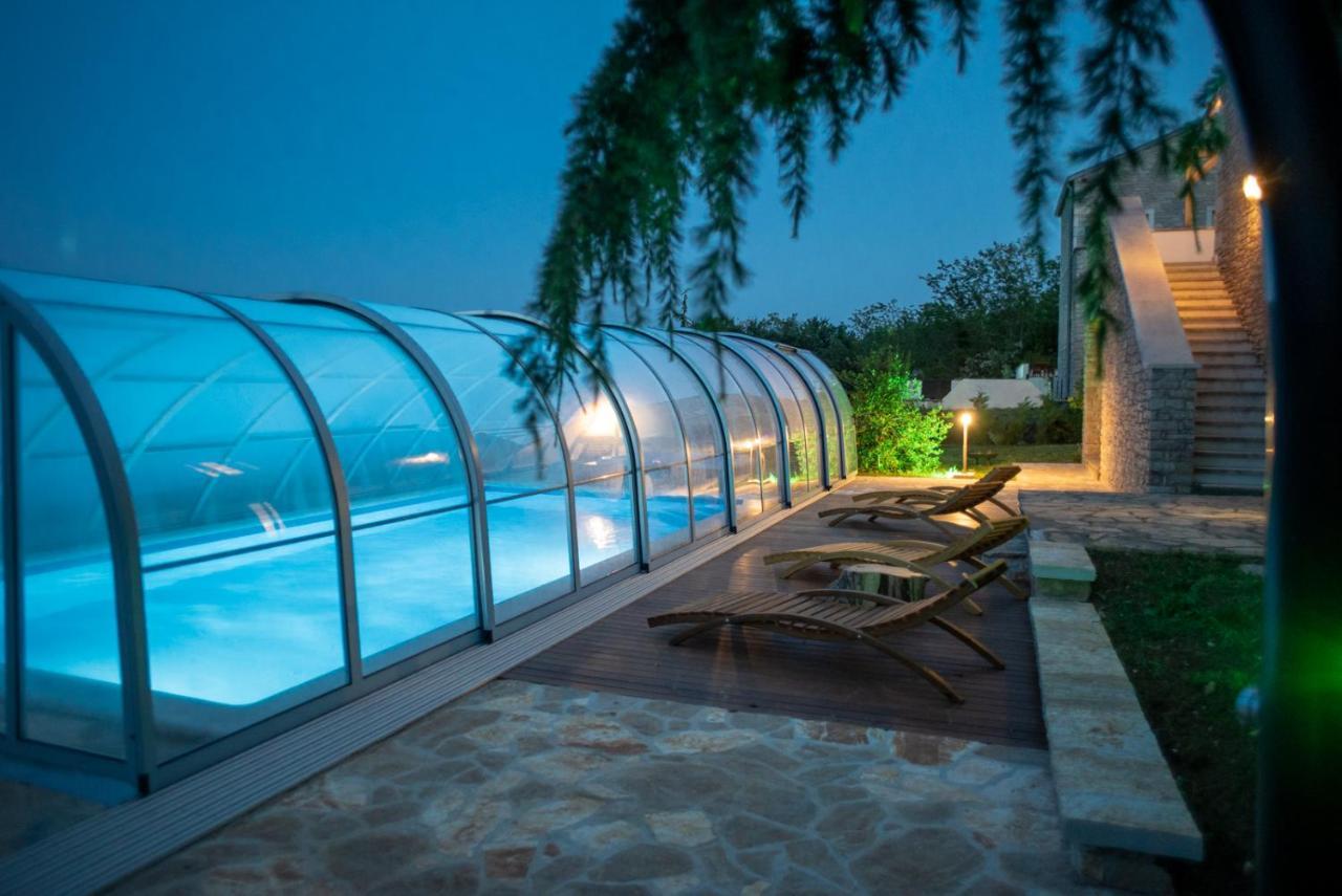 Julijud, Heated Pool, Jacuzzi, Dome And Sauna Villa Brajkovici (Pazin)
