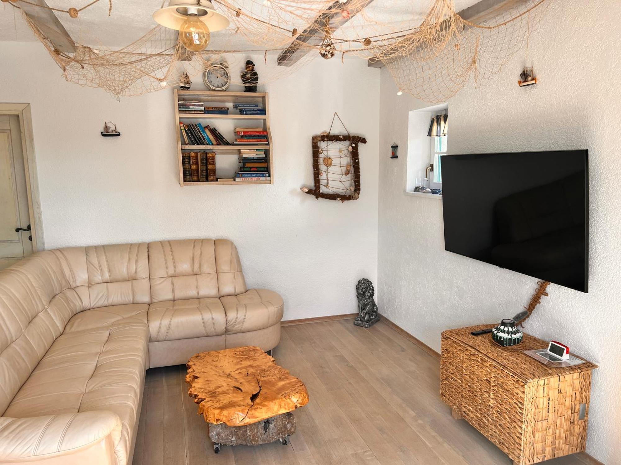 Julijud, Heated Pool, Jacuzzi, Dome And Sauna Villa
